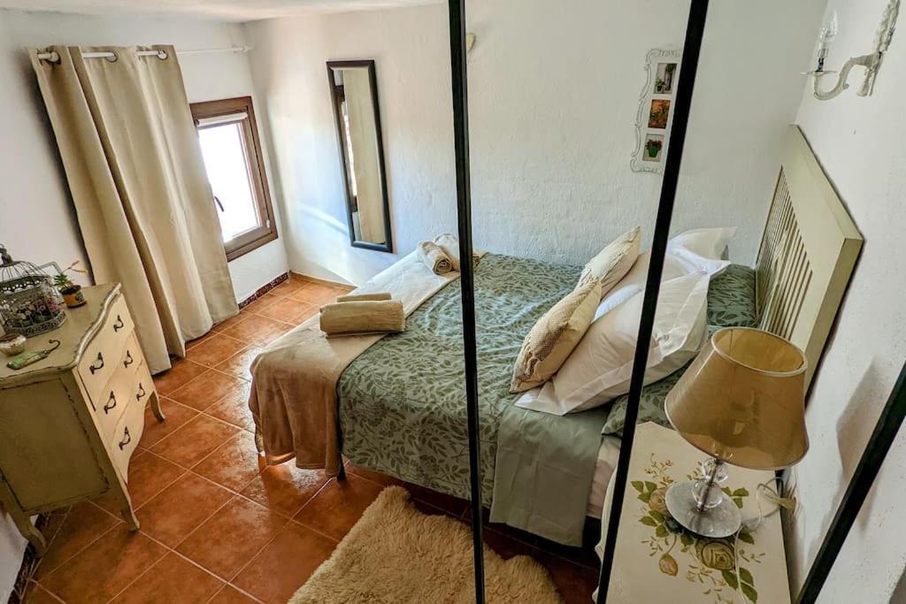 Casa De Luz Villa Касарес Екстериор снимка