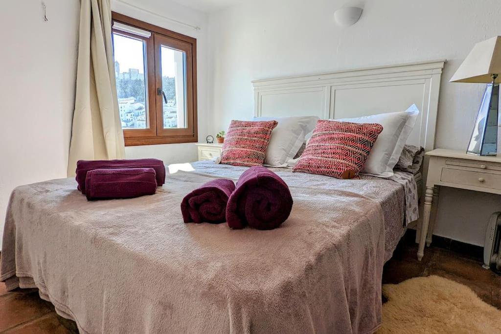 Casa De Luz Villa Касарес Екстериор снимка